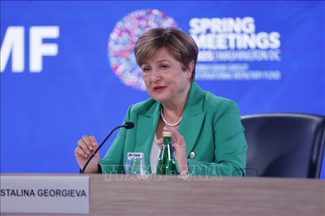 Tổng Giám đốc IMF Kristalina Georgieva phát biểu tại cuộc họp báo ở Washington, D.C., Mỹ. Ảnh: THX/TTXVN