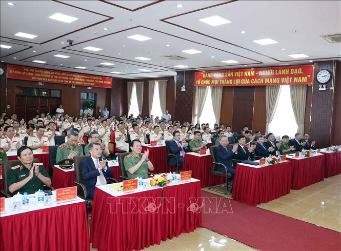 Tổng Bí thư Tô Lâm với các đại biểu Ảnh: Thống Nhất - TTXVN