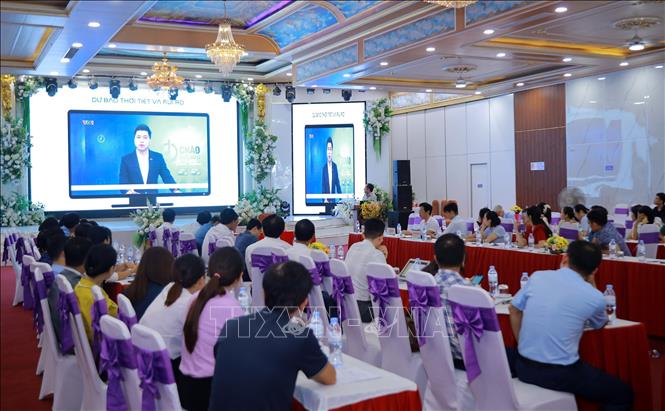 Các đại biểu tập trung đánh giá thực trạng ứng dụng AI trong sản xuất nông nghiệp Việt Nam nói chung và tại Nghệ An. Ảnh: Văn Tý-TTXVN