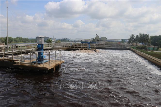 Hệ thống xử lý nước thải của khu công nghiệp Xuyên Á (xã Đức Lập, Tây Ninh) với 3 module có tổng công suất 15.600m3/ngày đêm, đảm bảo xử lý toàn bộ nước thải trong khu công nghiệp. Ảnh: Bùi Giang - TTXVN