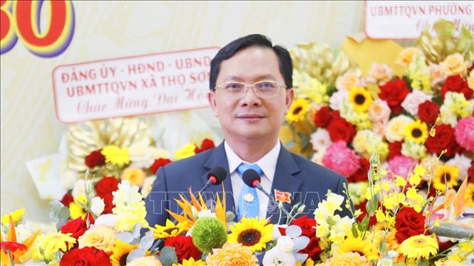 Ủy viên Ban Thường vụ Tỉnh ủy, Phó Chủ tịch Thường trực Ủy ban Mặt trận Tổ quốc Việt Nam tỉnh Đồng Nai Hà Anh Dũng phát biểu chỉ đạo tại Đại hội. Ảnh: Nhật Bình - TTXVN