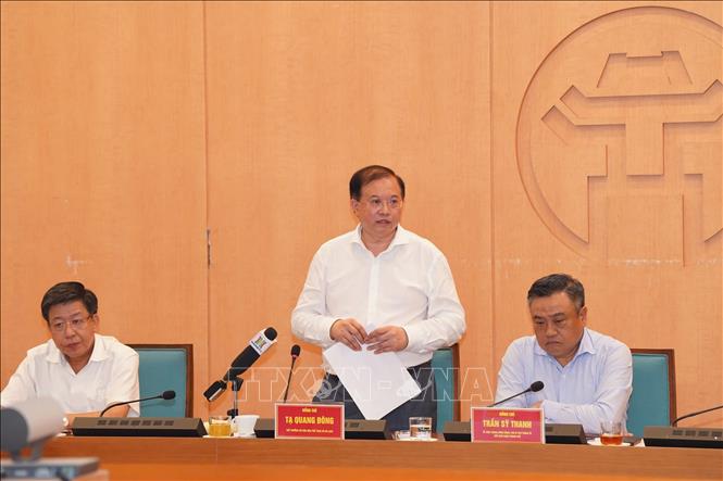 Thứ trưởng Bộ Văn hóa, Thể thao và Du lịch Tạ Quang Đông phát biểu chỉ đạo tại phiên họp. Ảnh: Nguyễn Cúc-TTXVN