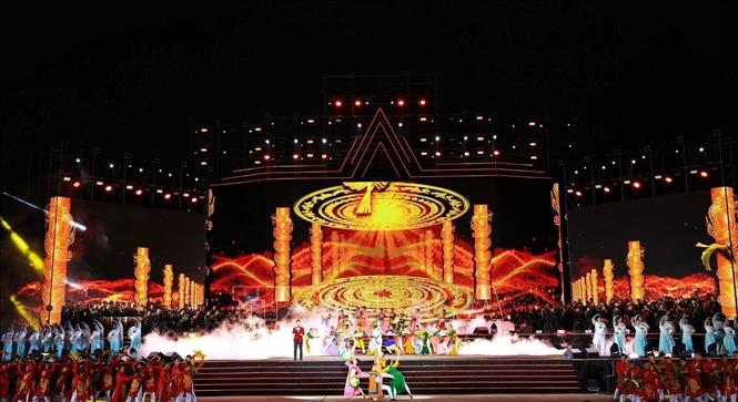A performance at the programme in Hanoi. Photo: VNA