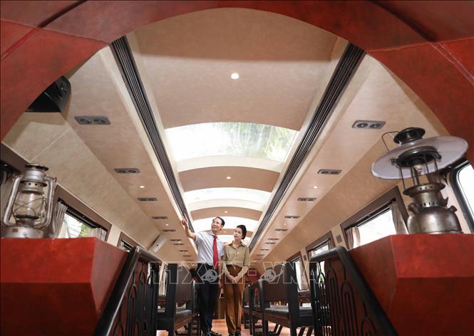 The train will run 3 trips per day, including the route connecting Hanoi with Tu Son Ward, Bac Ninh Province and the route around the inner city at night. VNA Photo: Thành Phương