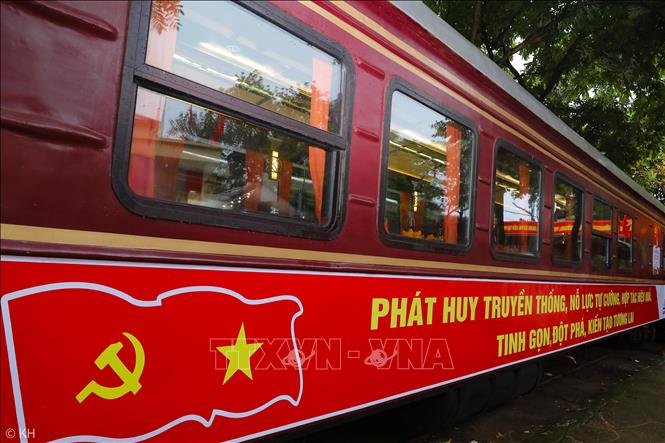 The train will start its operation on August 19. VNA Photo: Thành Phương