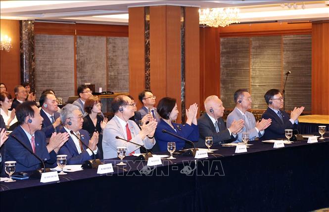 Các đại biểu Hàn Quốc tham dự buổi gặp mặt. Ảnh: Thống Nhất - TTXVN