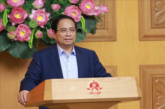 Thủ tướng Phạm Minh Chính phát biểu tại buổi làm việc với Ban Nghiên cứu phát triển kinh tế tư nhân. Ảnh: Dương Giang – TTXVN
