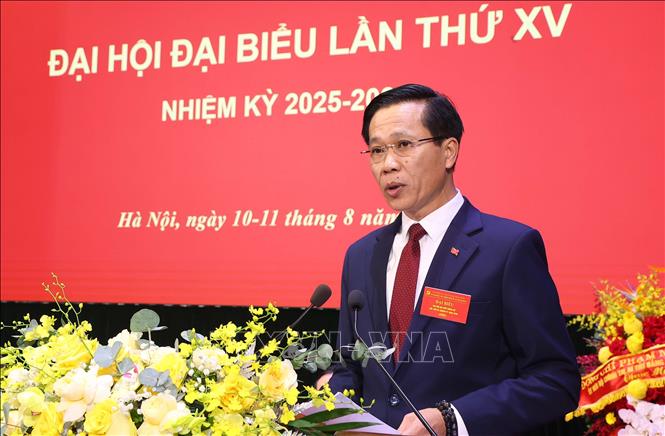 PGS,TS Hoàng Phúc Lâm, Phó Bí thư Đảng ủy, Phó Giám đốc Học viện Chính trị quốc gia Hồ Chí Minh trình bày Báo cáo kiểm điểm của BCH Đảng bộ nhiệm kỳ 2020 – 2025. Ảnh: Văn Điệp – TTXVN