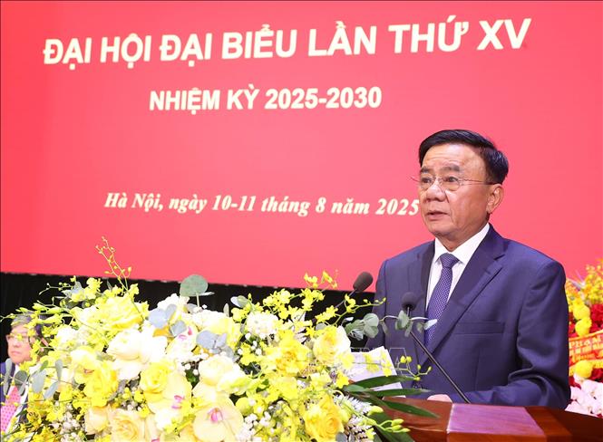 Đồng chí Trần Cẩm Tú phát biểu chỉ đạo Đại hội. Ảnh: Văn Điệp – TTXVN
