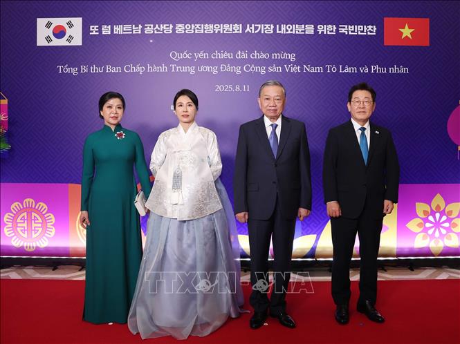 Tổng thống Hàn Quốc Lee Jae Myung và Phu nhân chủ trì Quốc yến chiêu đãi chào mừng Tổng Bí thư Tô Lâm  và Phu nhân thăm cấp Nhà nước tới Hàn Quốc. Ảnh: Thống Nhất – TTXVN