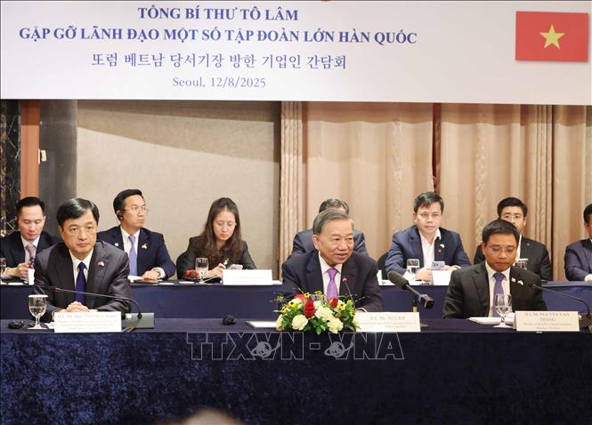 Party General Secretary To Lam meets with leaders of RoK big economic groups. VNA Photo: Thống Nhất