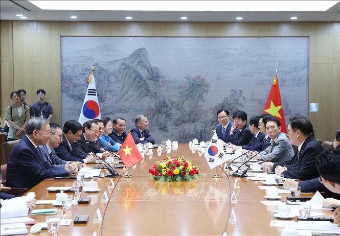 Tổng Bí thư Tô Lâm hội kiến Chủ tịch Quốc hội Hàn Quốc Woo Won Sik. Ảnh: Thống Nhất – TTXVN