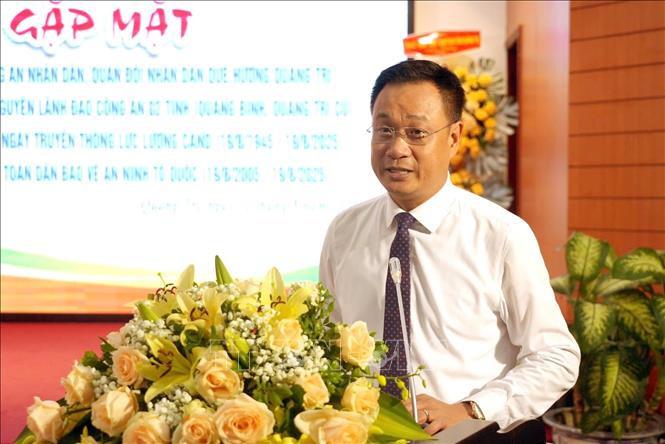Bí thư Tỉnh ủy Quảng Trị Lê Ngọc Quang phát biểu tại buổi gặp mặt. Ảnh: Nguyên Linh-TTXVN