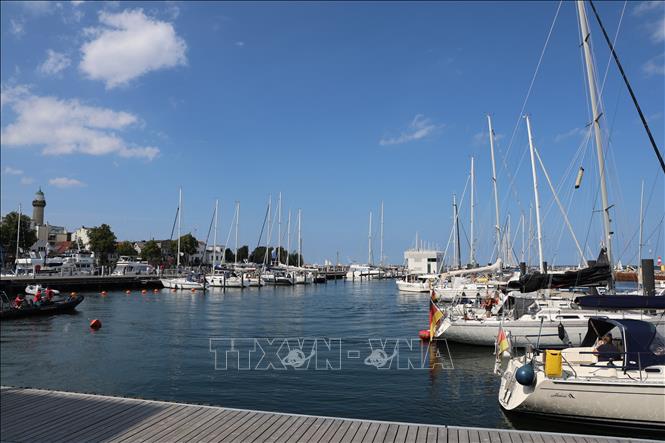 Bến thuyền Warnemünde. Ảnh: Thu Hằng - PV TTXVN tại Đức
