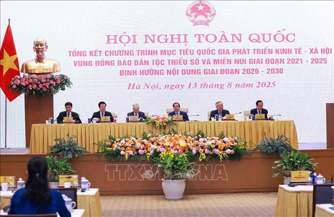 Thủ tướng Phạm Minh Chính dự Hội nghị toàn quốc Tổng kết Chương trình mục tiêu quốc gia phát triển kinh tế - xã hội vùng đồng bào dân tộc thiểu số. Ảnh: Dương Giang-TTXVN
