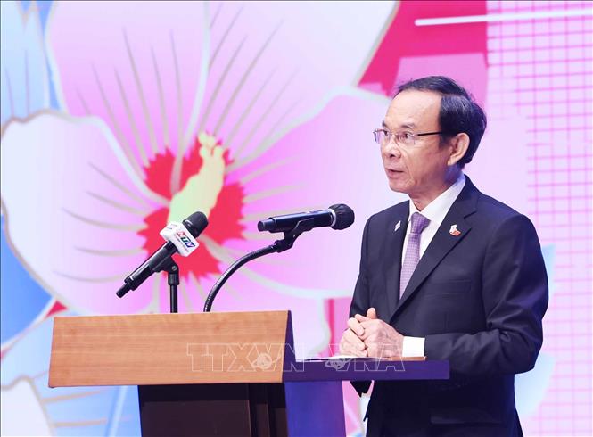 Đồng chí Nguyễn Văn Nên, Ủy viên Bộ Chính trị, Bí thư Thành ủy Thành phố Hồ Chí Minh phát biểu. Ảnh: Thống Nhất – TTXVN 