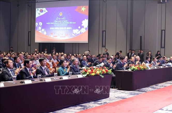 Tổng Bí thư Tô Lâm và Phu nhân cùng các đại biểu tham dự buổi lễ. Ảnh: Thống Nhất – TTXVN 