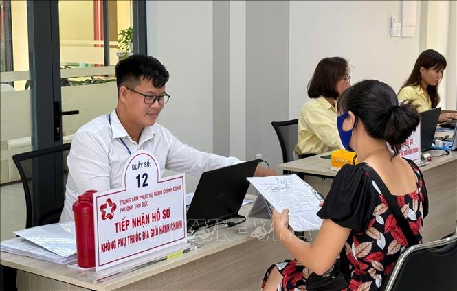 Cán bộ, chuyên viên từ Thành phố được 