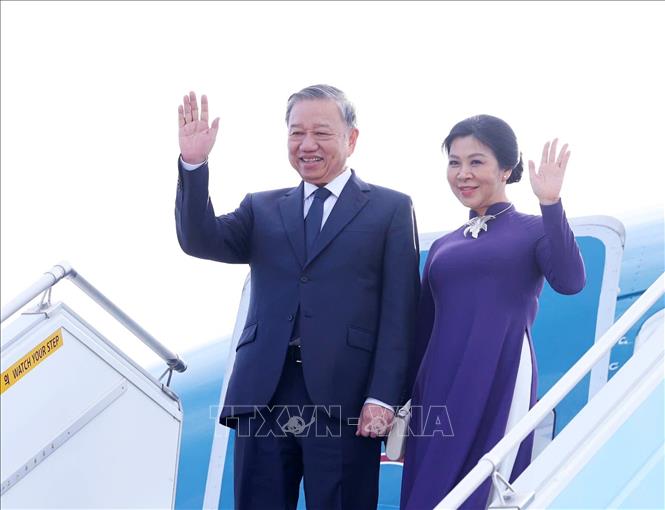 Tổng Bí thư Tô Lâm và Phu nhân rời thành phố Busan về nước, kết thúc tốt đẹp chuyến thăm cấp Nhà nước tới Hàn Quốc. Ảnh: Thống Nhất – TTXVN 

