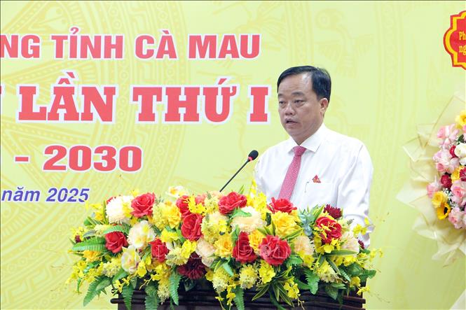 Phó Bí thư thường trực Tỉnh ủy, Bí thư Đảng ủy các cơ quan Đảng tỉnh Cà Mau Huỳnh Quốc Việt phát biểu tại Đại hội. Ảnh: Trung Kiên - TTXVN