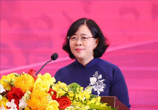 Bí thư Thành ủy Thành phố Hà Nội Bùi Thị Minh Hoài phát biểu chào mừng hội thảo.  Ảnh:Văn Điệp - TTXVN