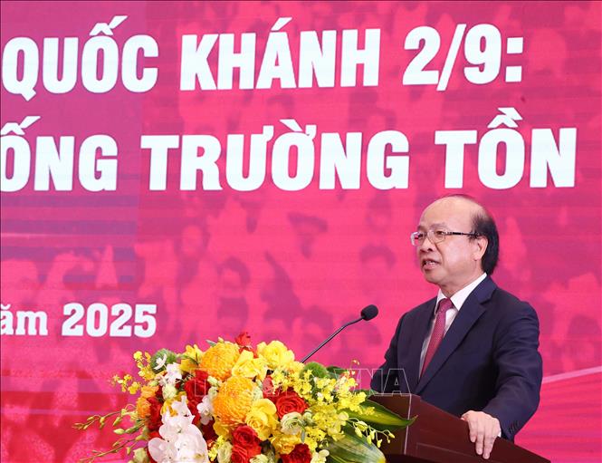 TS Phan Chí Hiếu, Chủ tịch Viện Hàn lâm Khoa học xã hội Việt Nam phát biểu đề dẫn hội thảo. Ảnh:Văn Điệp - TTXVN