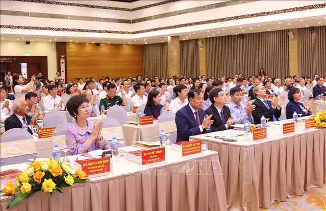 Các đại biểu dự hội thảo 
