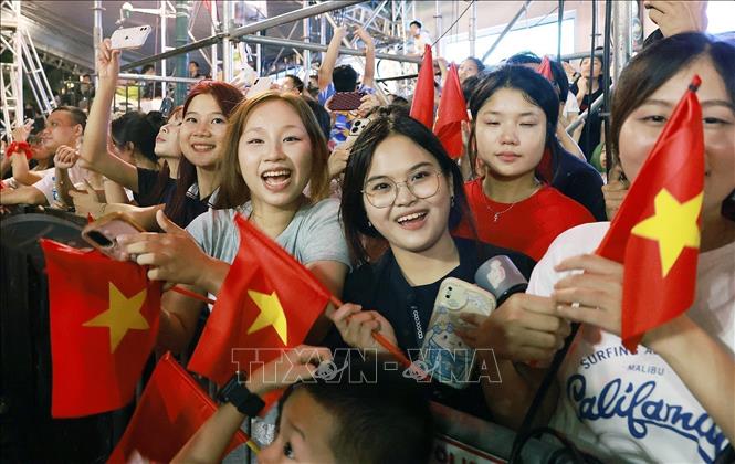 Audience at the programme “Hanoi – From the Historic Autumn of 1945
