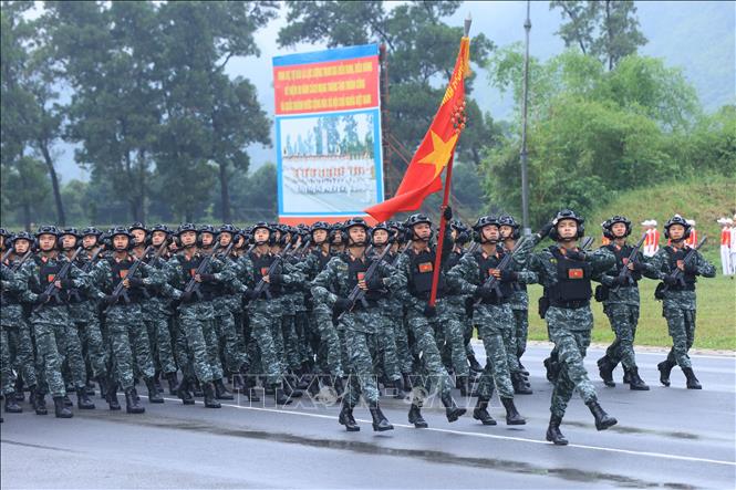 Khối cảnh sát đặc nhiệm tổng hợp luyện. Ảnh: Tuấn Anh-TTXVN