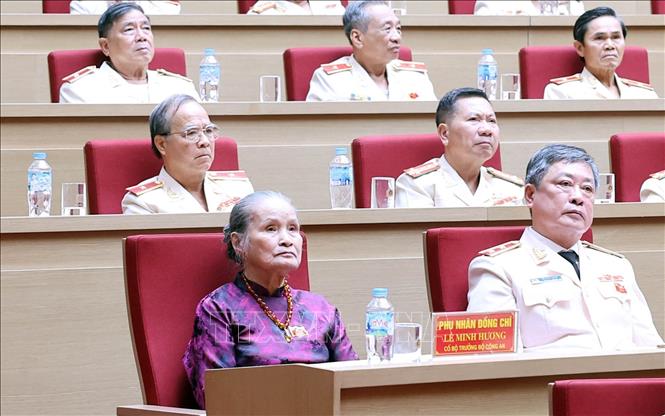Đại biểu dự buổi gặp. Ảnh: Thống Nhất - TTXVN