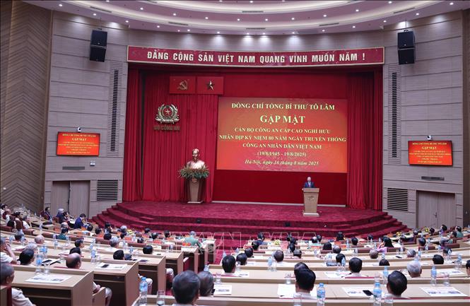 Tổng Bí thư Tô Lâm phát biểu tại buổi gặp mặt cán bộ Công an cấp cao nghỉ hưu. Ảnh: Thống Nhất - TTXVN