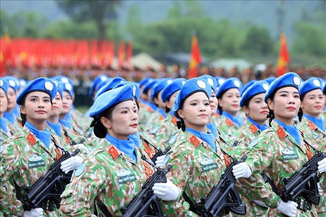 Khối nữ sĩ quan Gìn giữ Hoà bình. Ảnh: Tuấn Anh - TTXVN