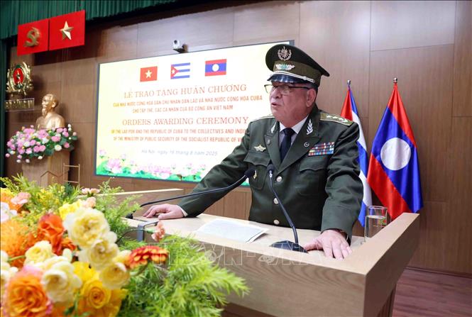 Bộ trưởng Bộ Nội vụ Cuba Lázaro Alberto Álvarez Casas phát biểu. Ảnh: Phạm Kiên - TTXVN