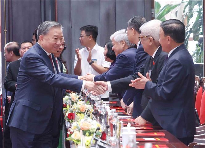 Tổng Bí thư Tô Lâm và các đại biểu tham dự buổi gặp mặt. Ảnh: Phương Hoa - TTXVN