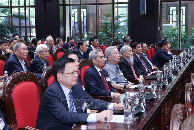 Các đại biểu tham dự buổi gặp mặt. Ảnh: Phương Hoa - TTXVN