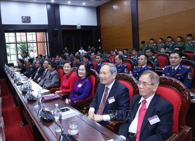 Các đại biểu tham dự buổi gặp mặt. Ảnh: Phương Hoa - TTXVN