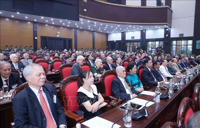 Các đại biểu tham dự buổi gặp mặt. Ảnh: Phương Hoa - TTXVN