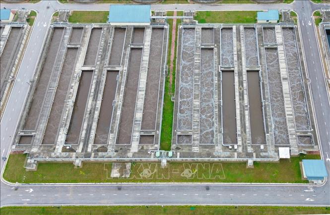 12 bể phản ứng hoạt tính dùng vi sinh vật để phân huỷ các chất hữu cơ có trong nước thải theo công nghệ AO. Ảnh: Thành Phương – TTXVN