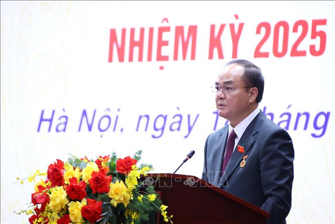 Đồng chí Vũ Chính Thắng, Ủy viên Ban Thường vụ Đảng ủy, Thứ trưởng Bộ Nội vụ trình bày báo cáo tại Đại hội. Ảnh: Văn Điệp – TTXVN