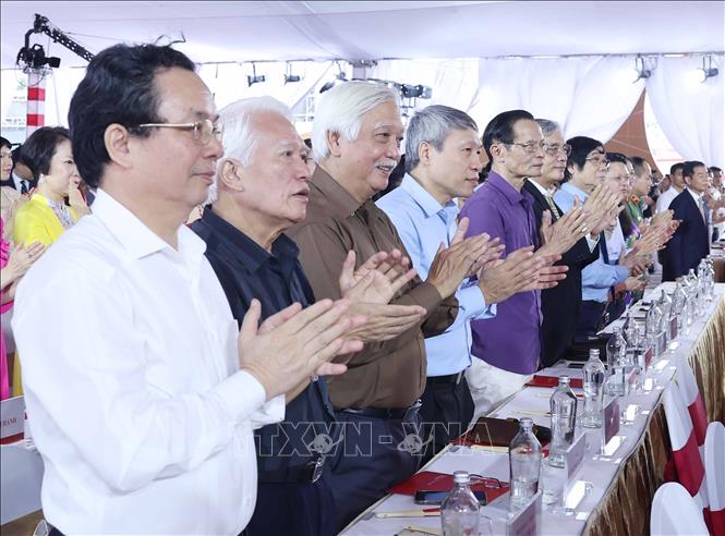 Các đại biểu tham dự tại điểm cầu Trung tâm Triển lãm Việt Nam. Ảnh: Thống Nhất - TTXVN