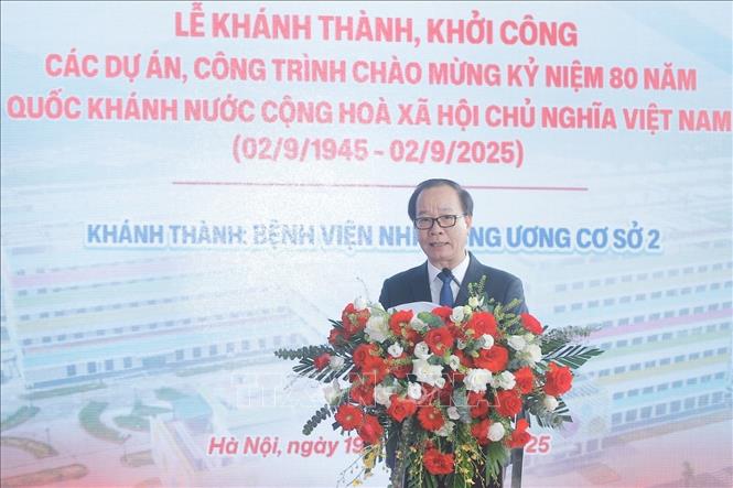 PGS.TS Trần Minh Điển, Giám đốc Bệnh viện Nhi TW phát biểu. Ảnh: Minh Quyết - TTXVN