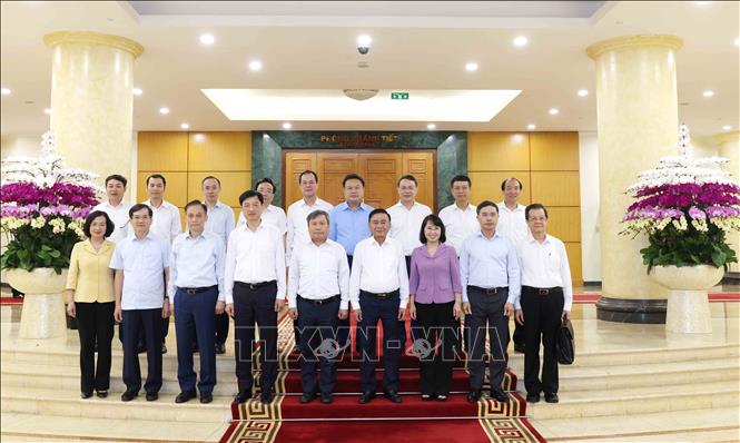Đồng chí Trần Cẩm Tú, Uỷ viên Bộ Chính trị, Thường trực Ban Bí thư với Ban Thường vụ Tỉnh uỷ Quảng Ninh. Ảnh: Phương Hoa - TTXVN