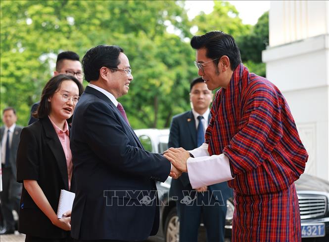 Thủ tướng Phạm Minh Chính hội kiến Quốc vương Bhutan Jigme Khesar Namgyel Wangchuck đang thăm cấp Nhà nước tới Việt Nam. Ảnh: Dương Giang– TTXVN