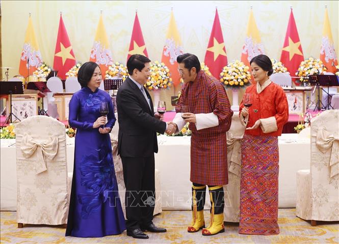 Chủ tịch nước Lương Cường và Phu nhân chủ trì tiệc chiêu đãi trọng thể chào mừng Quốc vương Bhutan Jigme Khesar Namgyel Wangchuck và Hoàng hậu thăm cấp Nhà nước tới Việt Nam. Ảnh: Lâm Khánh – TTXVN