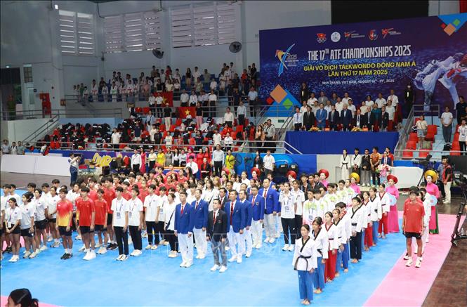 Quang cảnh Lễ khai mạc Giải vô địch và trẻ Taekwondo Đông Nam Á năm 2025. Ảnh: Đặng Tuấn - TTXVN