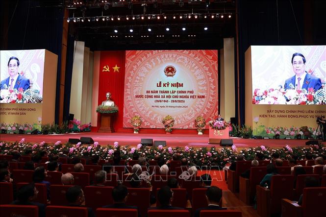 Thủ tướng Phạm Minh Chính đọc Diễn văn kỷ niệm 80 năm thành lập Chính phủ. Ảnh: Dương Giang-TTXVN
