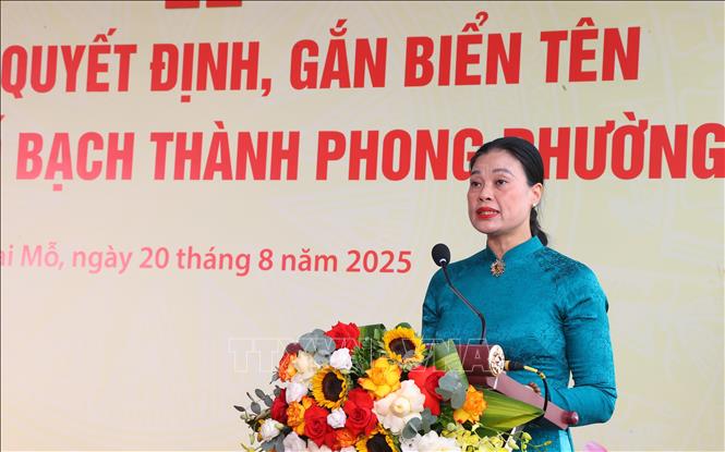 Giám đốc Sở Văn hóa và Thể thao Hà Nội Bạch Liên Hương phát biểu tại buổi lễ. Ảnh: Văn Điệp – TTXVN