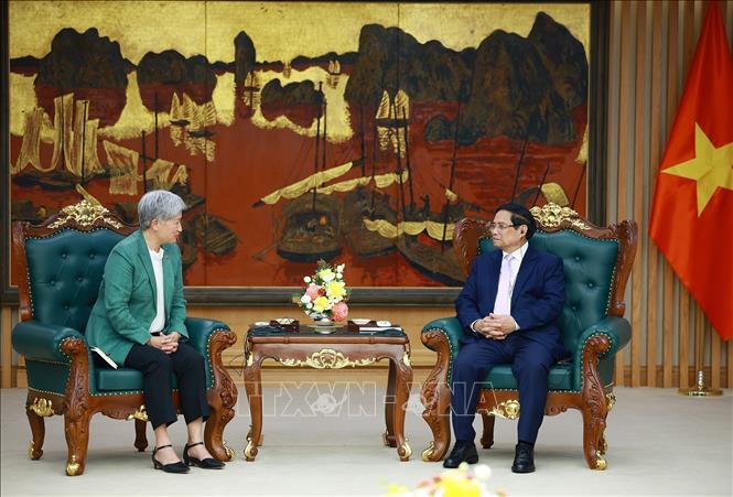 Thủ tướng Phạm Minh Chính tiếp Bộ trưởng Ngoại giao Australia Penny Wong. Ảnh: Dương Giang-TTXVN