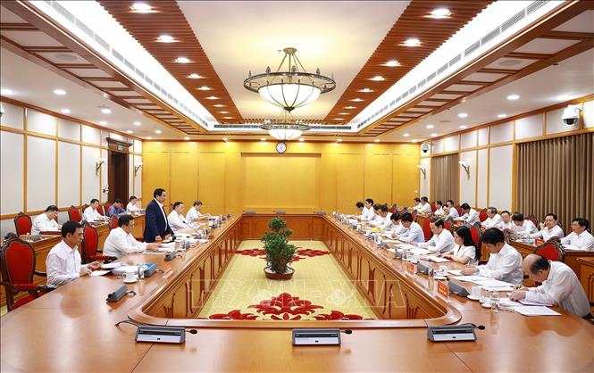 Thủ tướng Phạm Minh Chính làm việc với Ban Thường vụ Tỉnh ủy Thanh Hoá. Ảnh: Dương Giang-TTXVN 