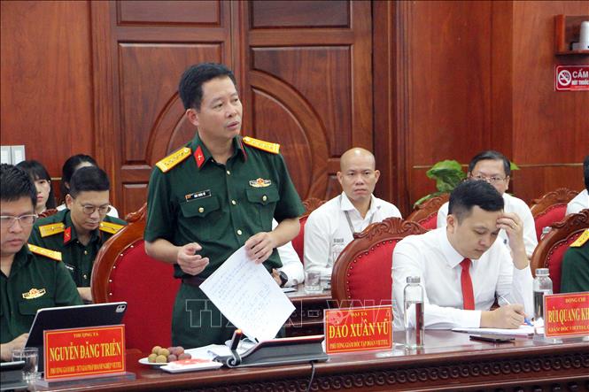 Đại tá Đào Xuân Vũ, Phó Tổng Giám đốc Tập đoàn Viettel phát biểu tại lễ ký kết. Ảnh: Trung Kiên - TTXVN